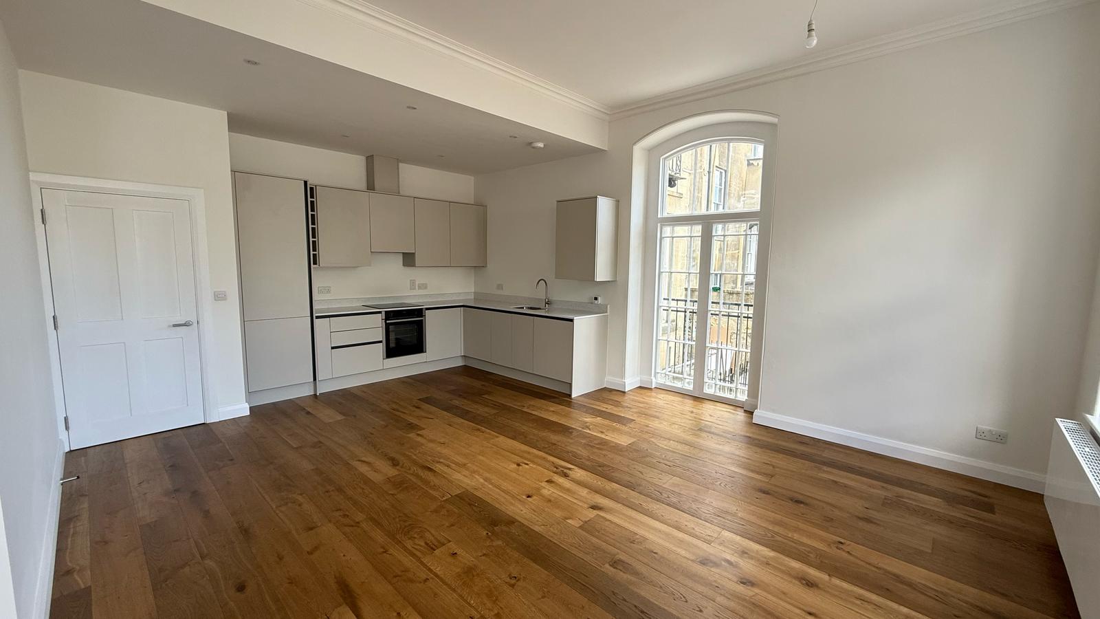 WhatsApp Image 2025-09-30 at 22.22.18 (3)