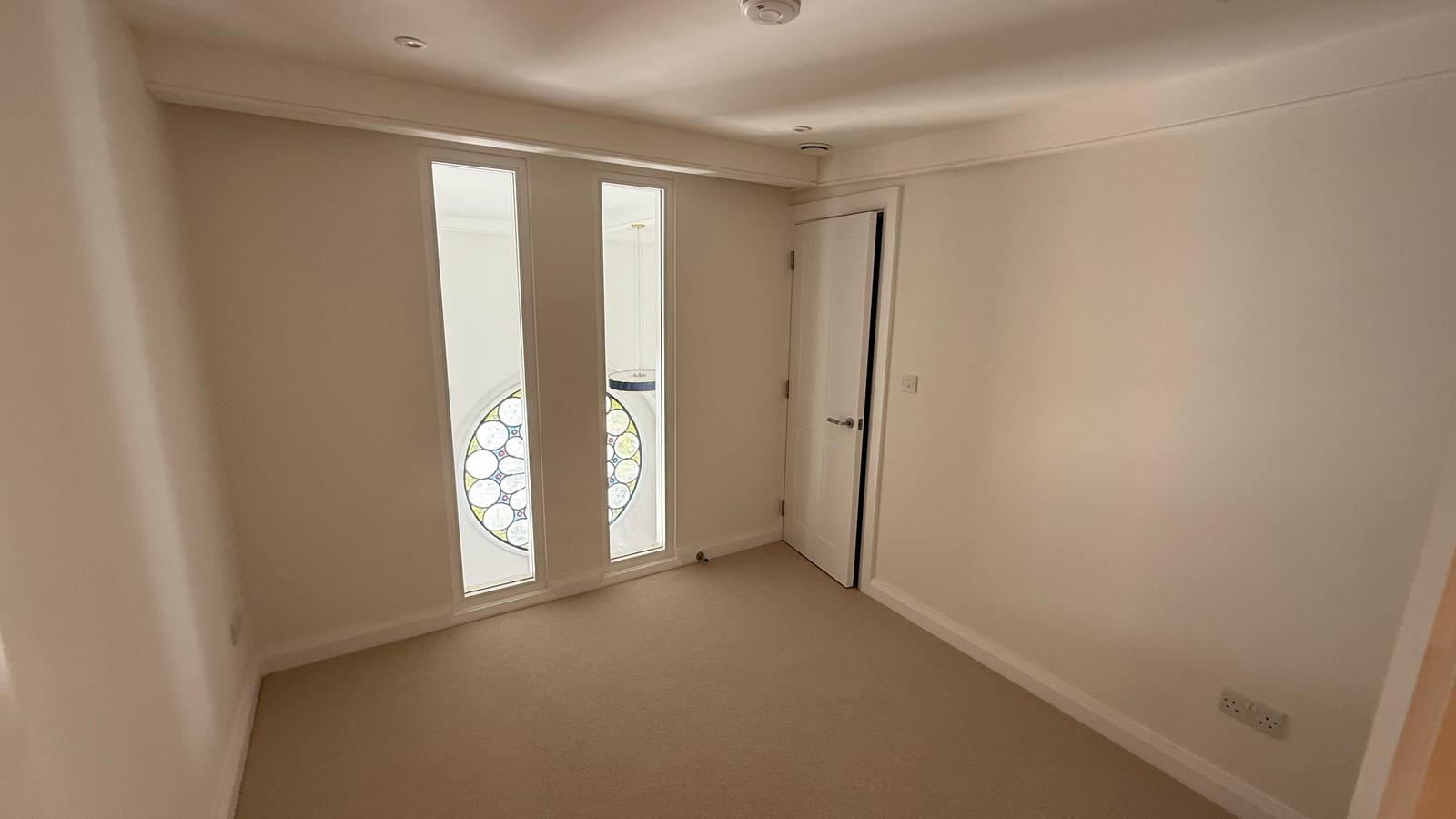 WhatsApp Image 2025-09-30 at 22.22.20 (2)